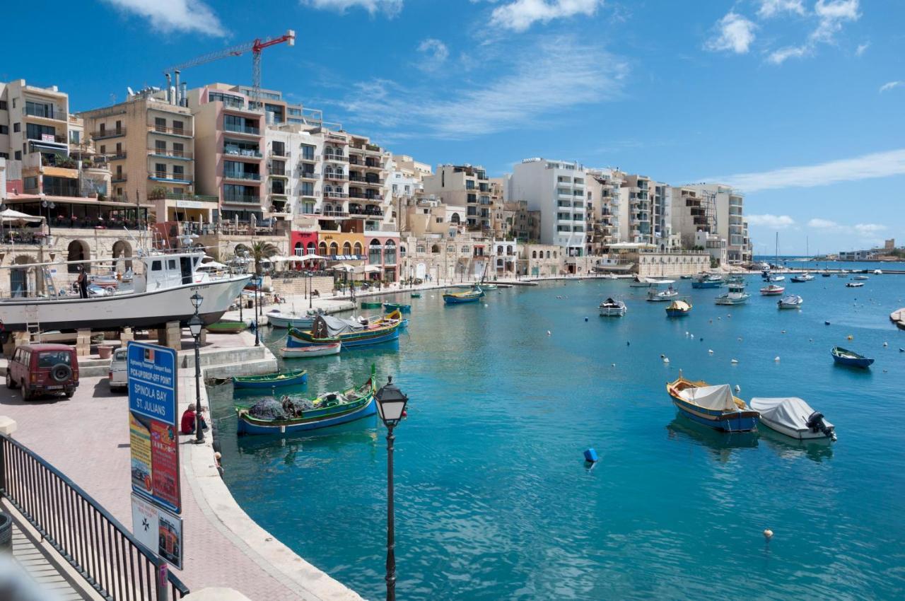 Chic 2Br Penthouse Steps From The Promenade Apartment Sliema Bagian luar foto